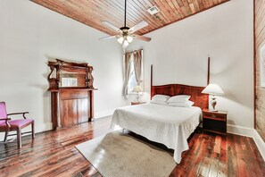 4 dormitorios, tabla de planchar con plancha, wifi y ropa de cama