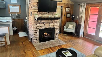 Smart TV, fireplace, DVD player