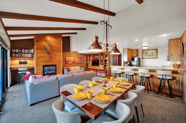 Smart TV, fireplace, books