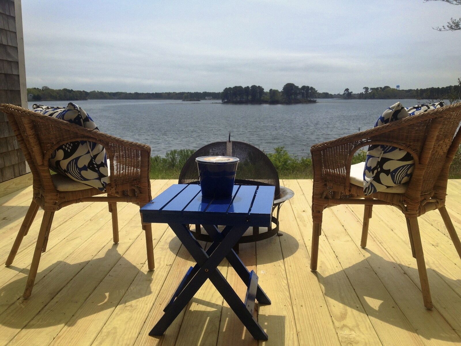 Amazing Lakefront Property, Private Dock, Direct Access to Water, New Hot Tub/AC