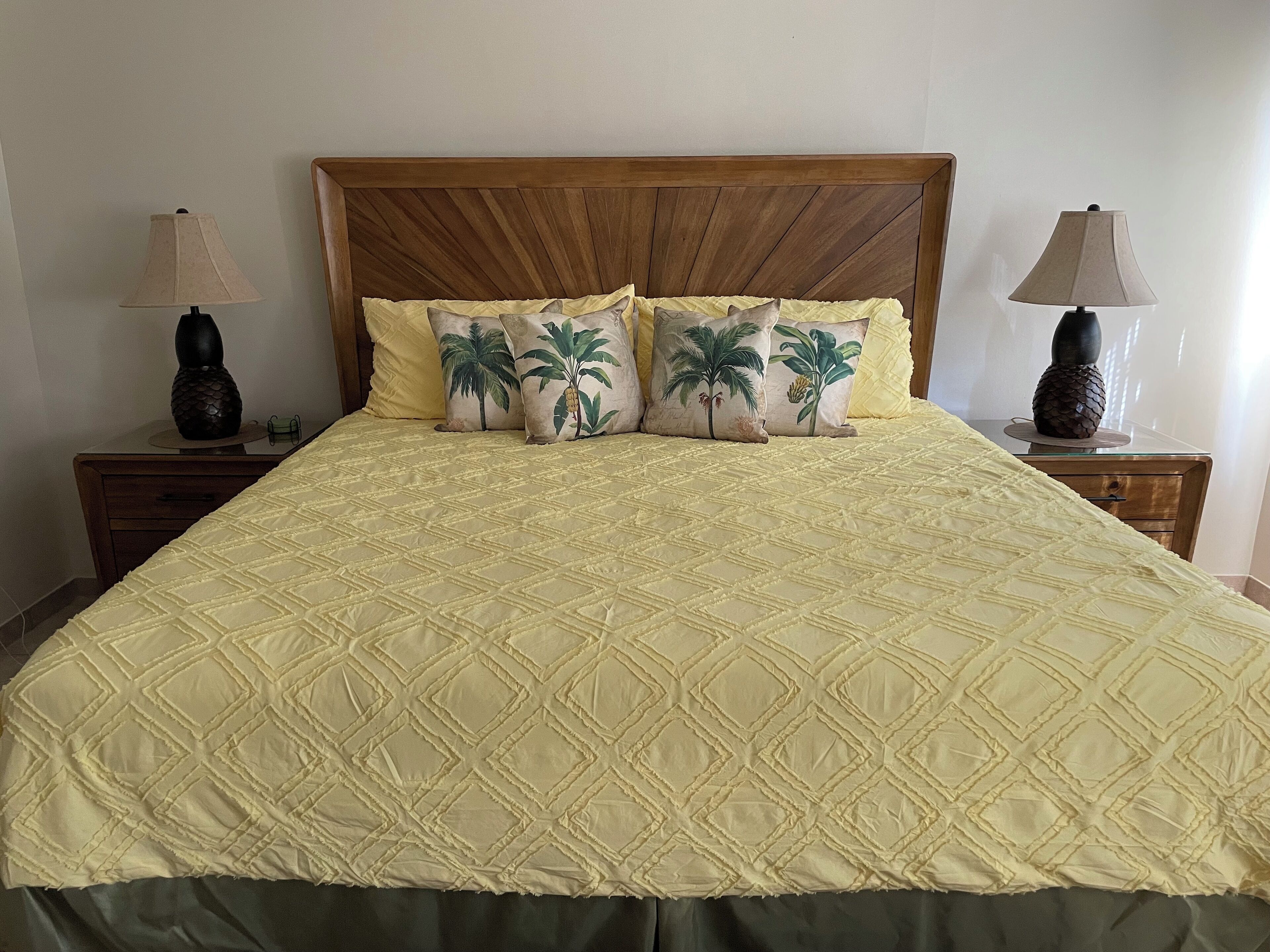 1 bedroom, iron/ironing board, travel cot, free WiFi