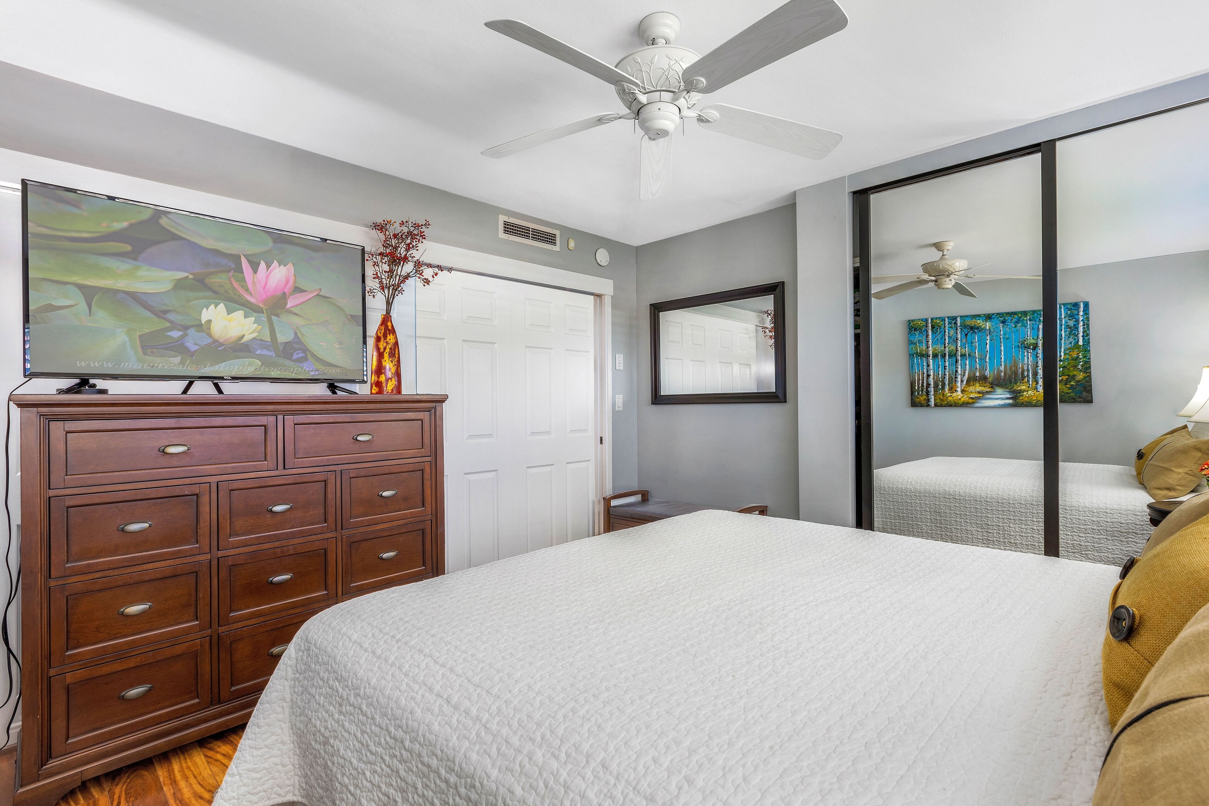 1 bedroom, in-room safe, iron/ironing board, free WiFi