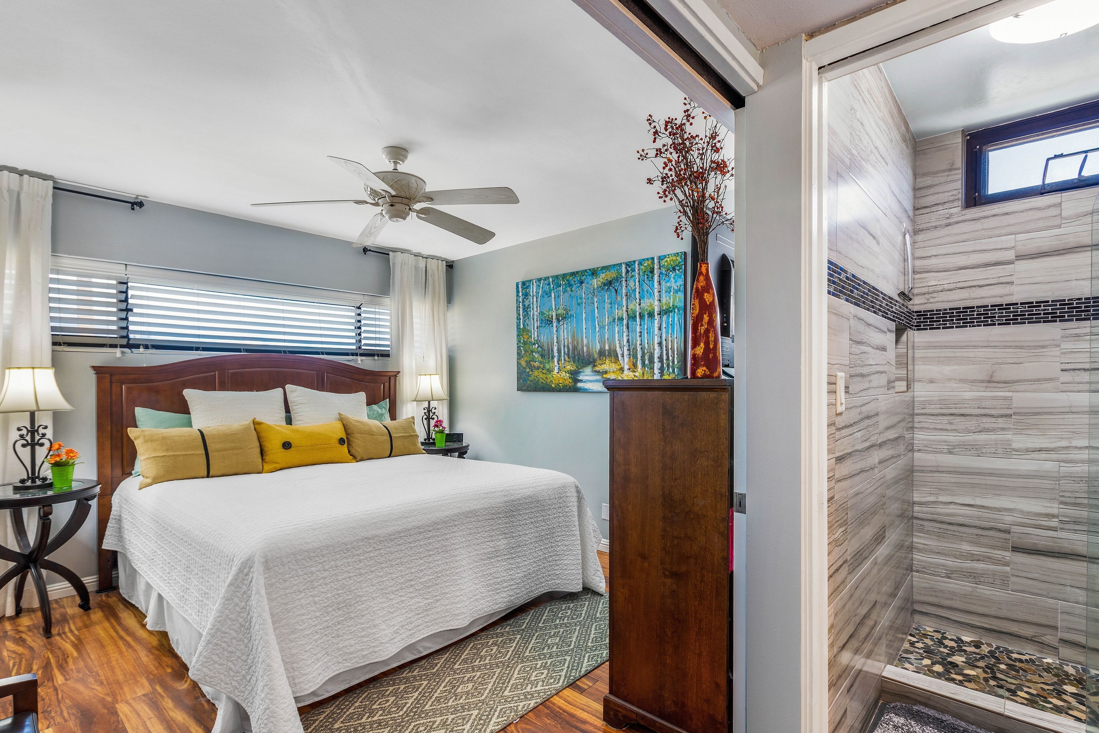 1 bedroom, in-room safe, iron/ironing board, free WiFi