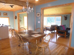 Dining room table seats 4-6 (add a leaf to the table).