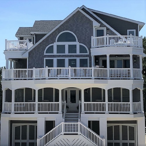 5-Star Oceanblock Sleeps 18! Luxury Beach Vacation Home Private Beach Community 
