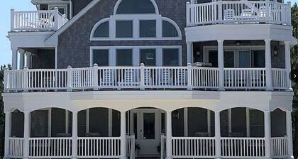 5-Star Oceanblock Sleeps 18! Luxury Beach Vacation Home Private Beach Community
