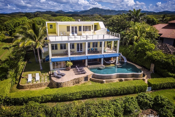 Casa Ola Perfecta.......contemporary beachfront home with a tropical surf style