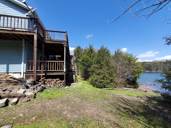 Property grounds - Owls Nest-Lakefront-Private Wooded Setting Sleeps 16 (Garfield)