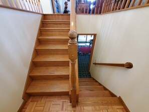 Interior - Owls Nest-Lakefront-Private Wooded Setting Sleeps 16 (Garfield)