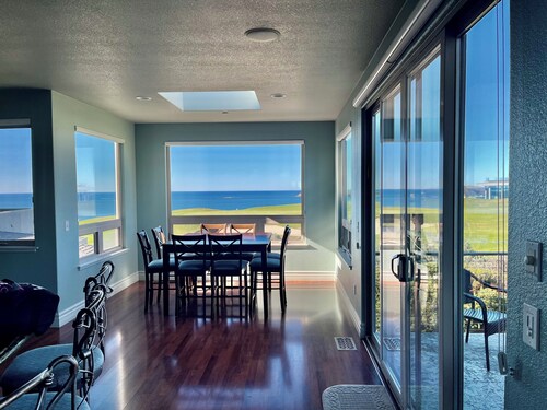 Luxury Golf Course Home with Spectacular Ocean Views 'Royal Pacific'