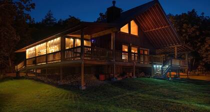 Eristäytynyt alue Ylä-Kings-joella @ Chimney Mill Cabin. . . Hiljainen ja rauhallinen