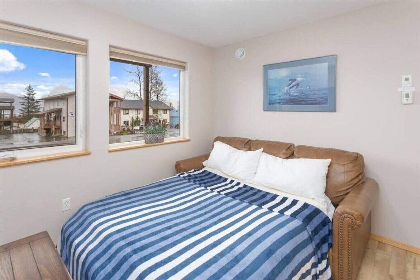 2 chambres, fer et planche à repasser, lit parapluie, Wi-Fi gratuit