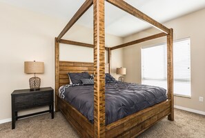 2 عدّة غرف نوم ومكواة/لوح كي وخدمة الإنترنت وملاءات أسرّة