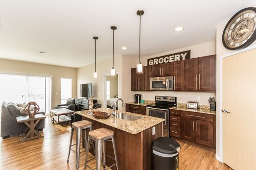 Magnifique Appartement Meublé À Thème De Luxe Industriel Haut de gamme