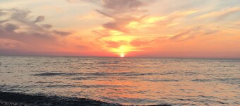 Año con Encanto Ronda Beach Cottage en Keweenaw, 3mi a Calumet