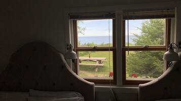 1 bedroom, iron/ironing board, travel crib, WiFi (free)