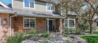  Spacious Family Friendly Home in Quiet Neighborhood  
