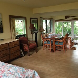 Desk, iron/ironing board, free WiFi, bed sheets