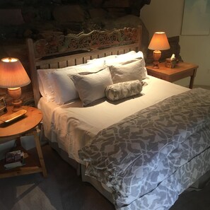 4 chambres, fer et planche à repasser, Wi-Fi, draps fournis