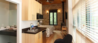 Roma Suite: This contemporary room in the center of town features a king size