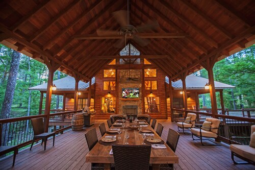 Copper Spa Lodge (14 Personen, 3 Master, 1 Schlafraum, Spiele, Nassdampfbad)