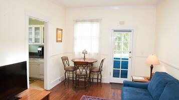 Smart TV, fireplace, DVD player, video library