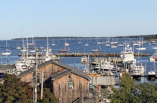 Bar Harbor Guest House with Sunset, Ocean & Mountain Views
