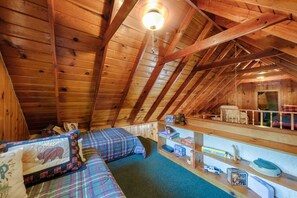 4 間睡房、熨斗/熨衫板、Wi-Fi、床單