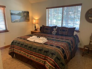 5 chambres, bureau, Wi-Fi gratuit, draps fournis