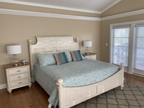 4 bedrooms, iron/ironing board, travel cot, free WiFi