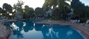 Beautiful Islamorada Home In Angler's Reef. Amazing Views. Boatslip Included.