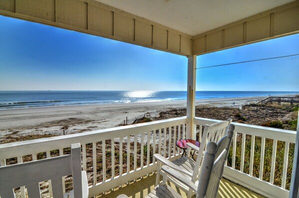 Property grounds - "My Sunshine" - Oceanfront Condo, 2 Bedrooms / 2 Bathrooms (Holden Beach)