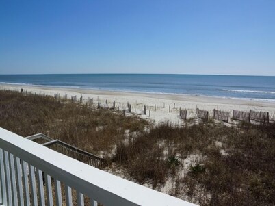 "My Sunshine" - Oceanfront Condo, 2 Bedrooms / 2 Bathrooms