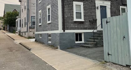 LOCATION! Downtown, 2BR, Full Kitchen, Patio, off-street parking for two cars!