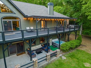 Terrace/patio - Toccoa Lodge Toccoa River Frontage 10000 sqft (Blue Ridge)