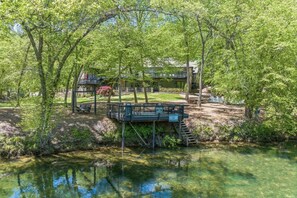 Property grounds - Toccoa Lodge Toccoa River Frontage 10000 sqft (Blue Ridge)