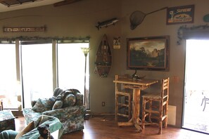 Smart TV, fireplace, video games, DVD player