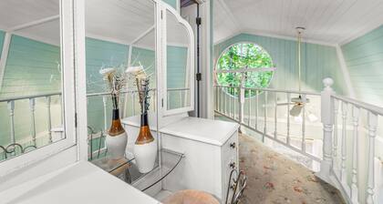 Faites-moi signe au chalet Forget-Me-Knot. . .