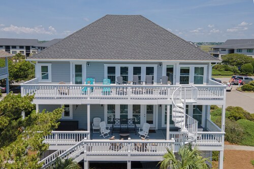 Coastal Bliss!  Great for Families!  A Place where Memories are made!  