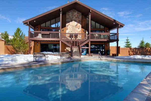 Red Pine clubhouse looks out on one of the two main swimming pools.