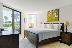 2 makuuhuonetta, silitysrauta/-lauta, ilmainen Wi-Fi, vuodevaatteet