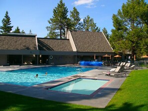 室外泳池、暖水池