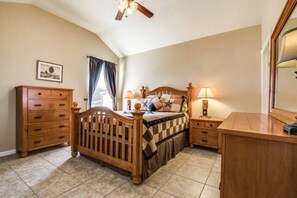 3 makuuhuonetta, ilmainen Wi-Fi, vuodevaatteet