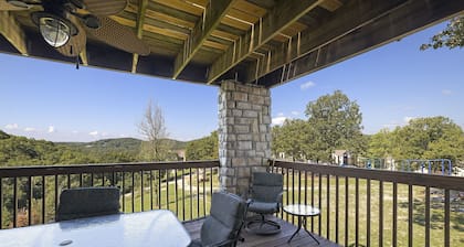 WALK-IN Condo ~ Nouvelle liste ~ King Master. Patio de 20 pieds. à cÎté de Silver Dollar City