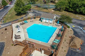 Exterior - NO STAIRS•Next to SDC & Table Rock Lake•King Master• 2beds 2baths•20ft Patio (Branson)