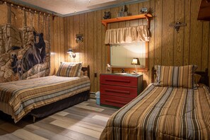 2 bedrooms, bed sheets