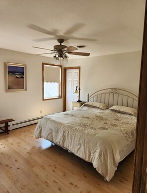 5 Schlafzimmer, Bügeleisen/Bügelbrett, WLAN, Bettwäsche