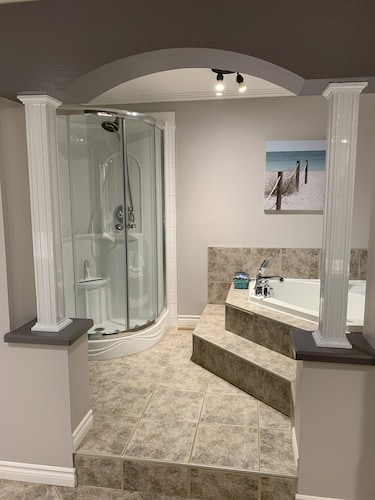 Chez-Vous au Village: Calm, confort & full amenities 