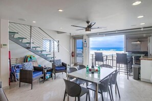 Dining - 2 Levels of Ocean Front * Largest Townhome * AC (San Diego)