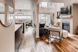 TV, fireplace, offices